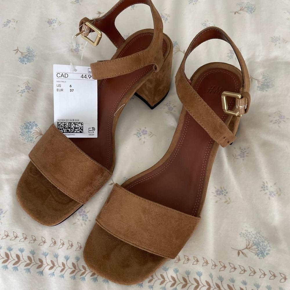 Brown Suede Block Heel Sandal Pumps
